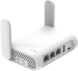 Picture of the GL.iNet Opal Travel Router